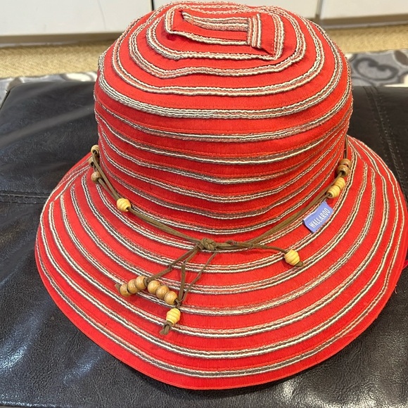 Wallaroo Hat Company, breton style. Sun blocker fabric. Wide brim, adj headband - Picture 5 of 9